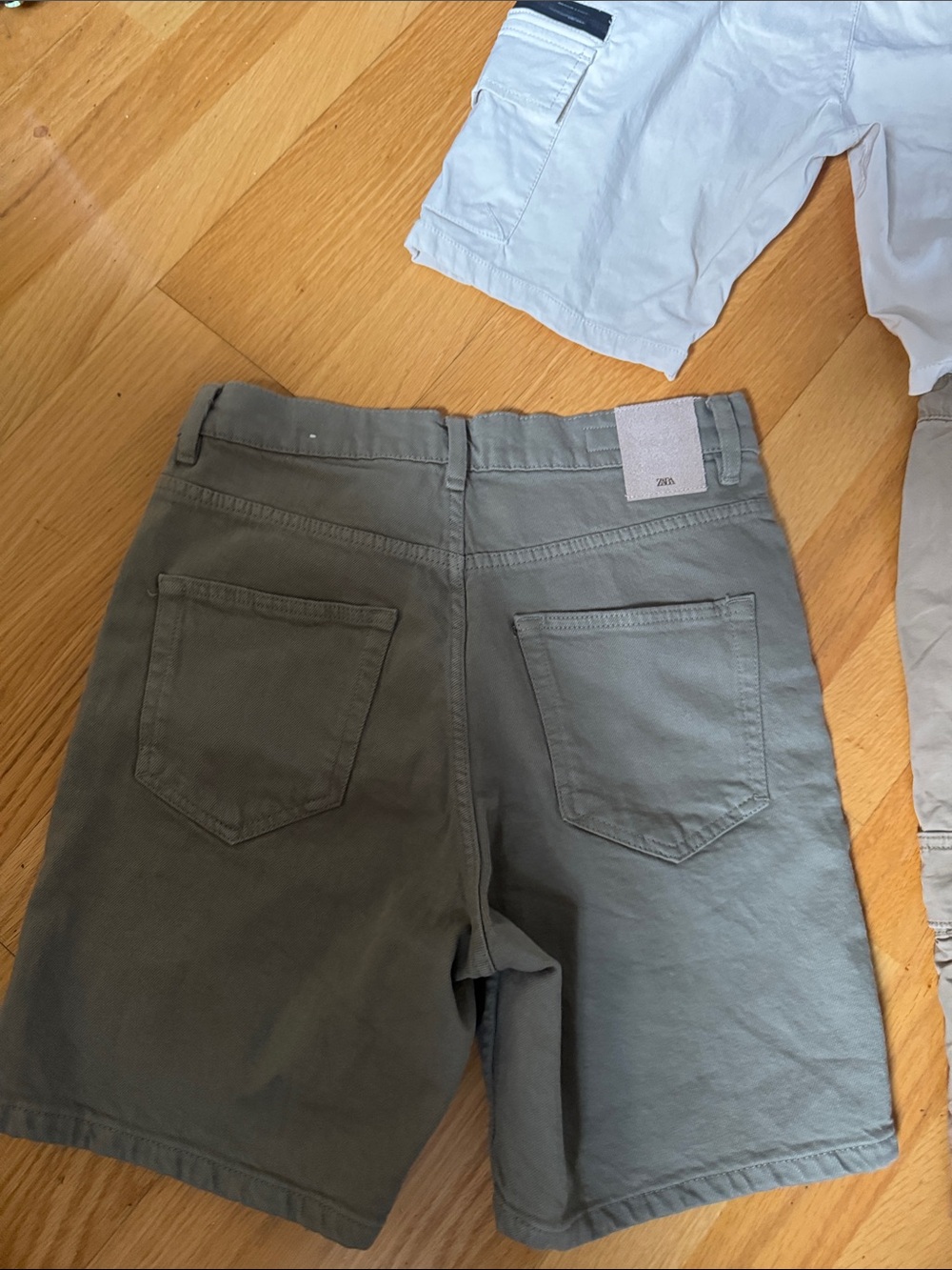 Zara BoysShorts in Olive, Khaki Abercrombie and cream Rings of fire. - Picture 2 of 4